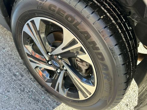 Used 2024 Subaru Crosstrek 2.0i Premium image 20