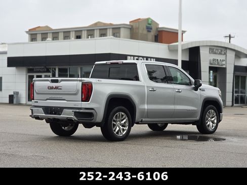Used 2020 GMC Sierra 1500 SLT w/ SLT Premium Plus Package AWD/4WD image 7
