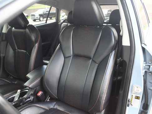 Used 2022 Subaru Crosstrek 2.5i Limited w/ Moonroof Package 2 AWD/4WD image 17