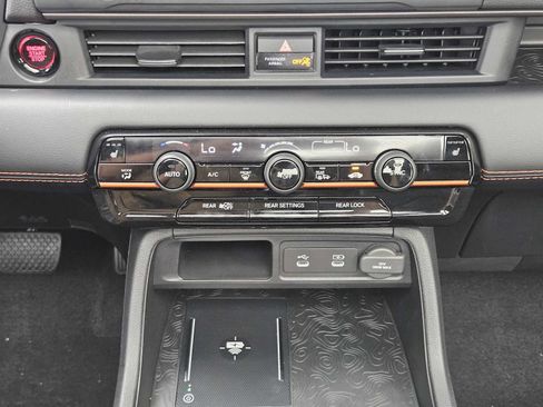 Used 2026 Honda Pilot TrailSport image 19