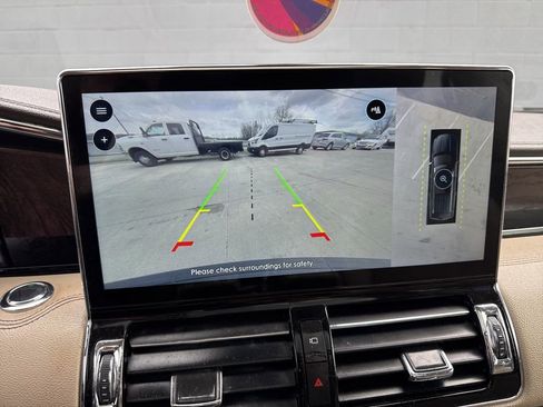 Used 2022 Lincoln Navigator L Reserve image 11