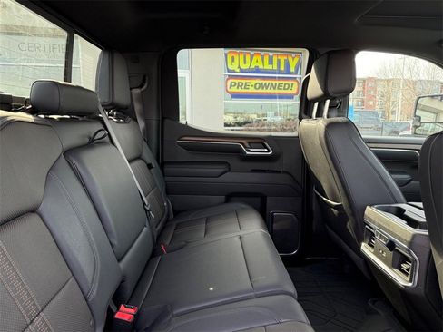 Used 2024 Chevrolet Silverado 1500 High Country w/ High Country Premium Package image 10