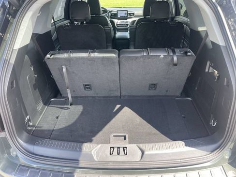 Certified 2024 Ford Explorer XLT w/ Equipment Group 202A AWD/4WD image 19