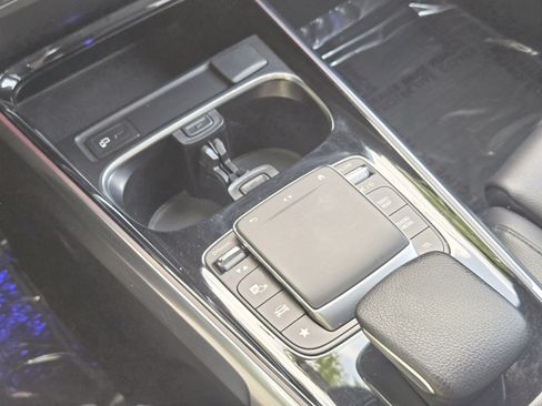 Certified 2021 Mercedes-Benz GLB 250 image 12