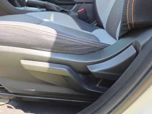 Used 2019 Subaru Crosstrek 2.0i Premium w/ Popular Package #2 AWD/4WD image 13