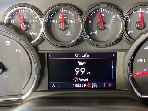 Used 2021 Chevrolet Silverado 1500 LTZ w/ LTZ Premium Package AWD/4WD image 19