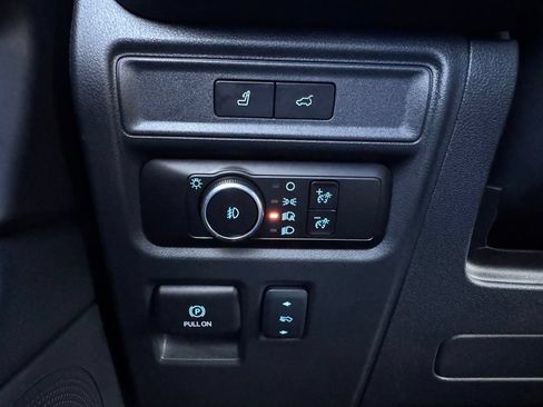 Used 2024 Ford Expedition Limited RWD image 39