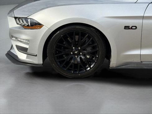 Used 2018 Ford Mustang GT image 9