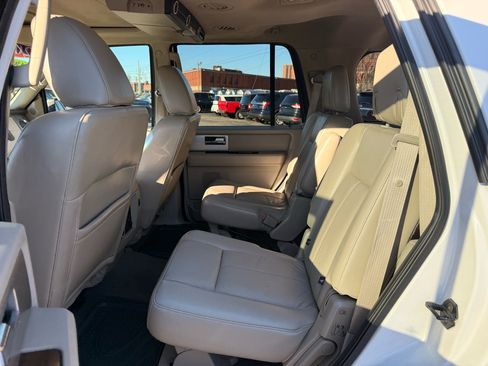 Used 2010 Ford Expedition Limited image 7