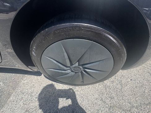 Used 2025 Tesla Model 3 RWD image 31