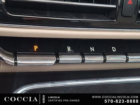 Certified 2023 Lincoln Navigator L Reserve AWD/4WD image 14