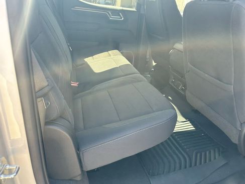 Used 2022 Chevrolet Silverado 1500 LT image 9