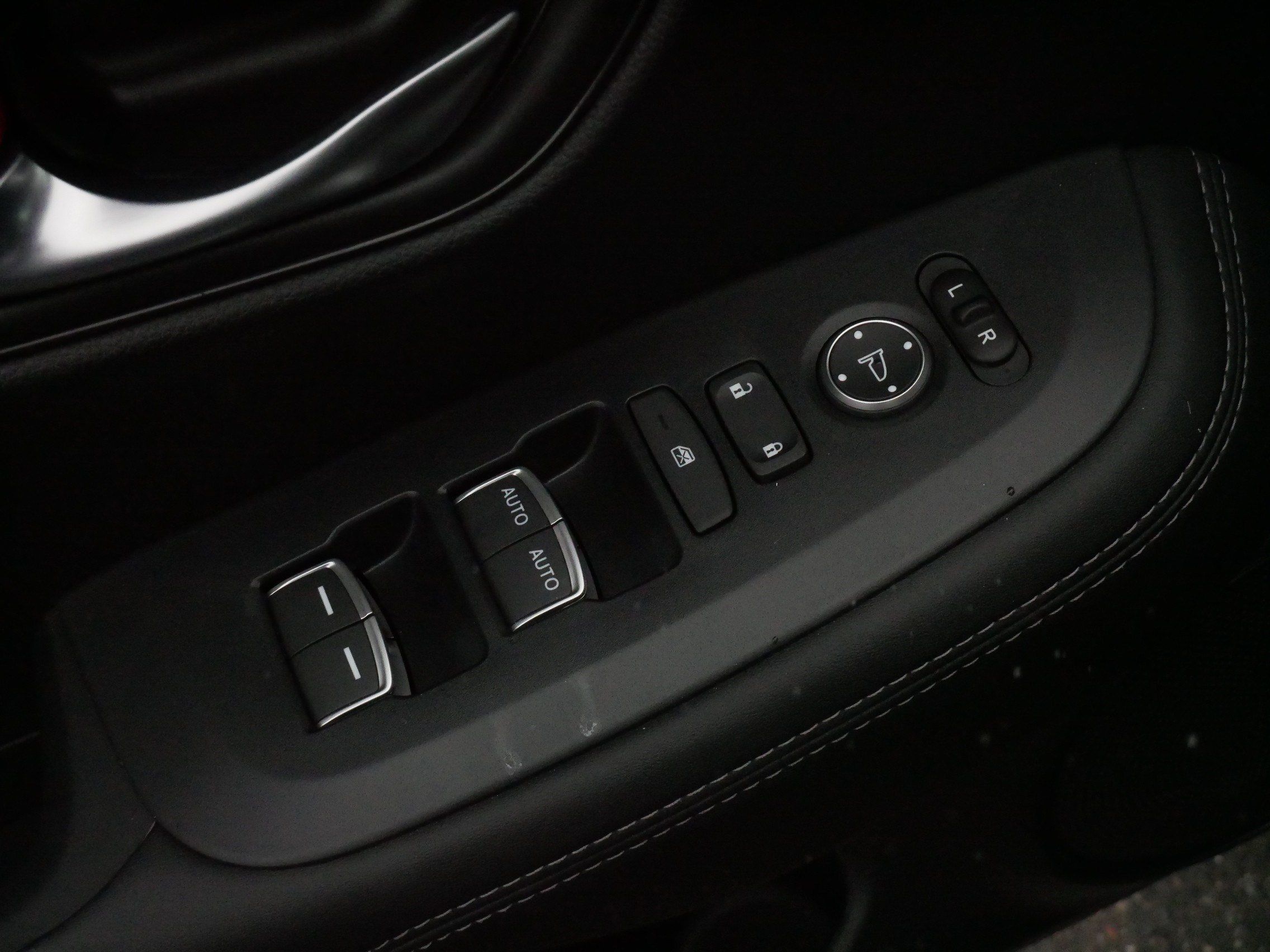 Certified 2027 Honda HR-V EX-L image 20