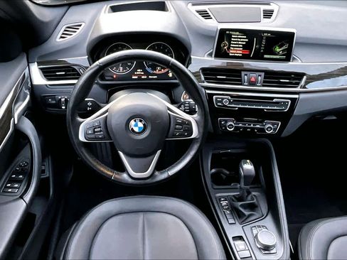 Used 2017 BMW X1 sDrive28i FWD image 6