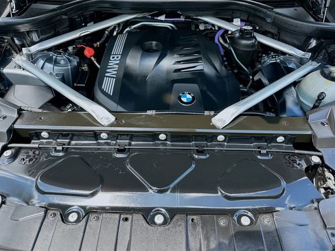 Used 2024 BMW X5 sDrive40i w/ Parking Assistance Package image 33