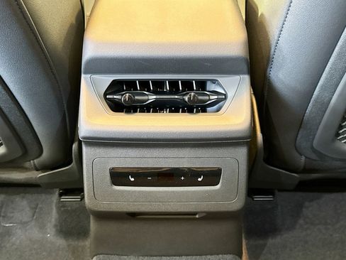 New 2027 Audi Q6 e-tron Premium image 21