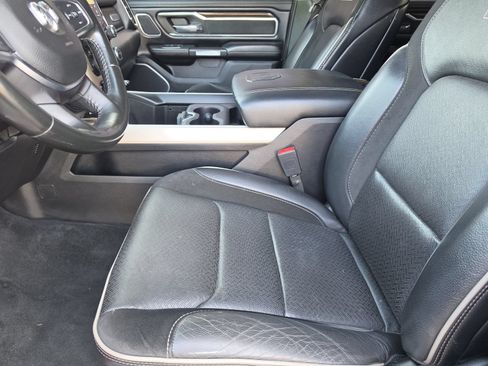 Used 2021 RAM 1500 Laramie AWD/4WD image 15