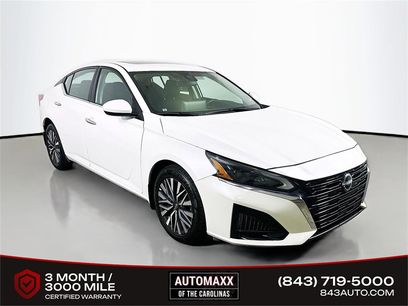 Used 2023 Nissan Altima 2.5 SV w/ SV Premium Package