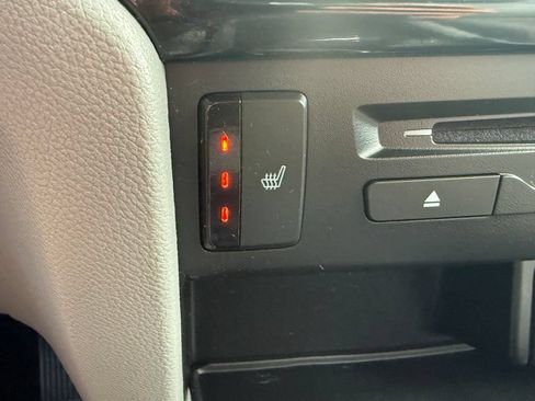 Used 2022 Honda Pilot Touring image 35