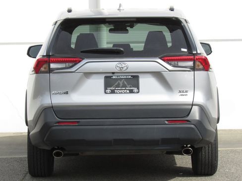 Certified 2024 Toyota RAV4 XLE w/ Convenience Package image 7