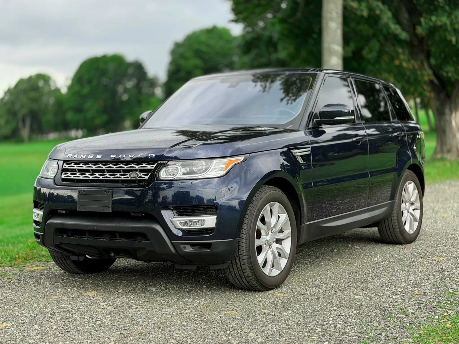 Used 2016 Land Rover Range Rover Sport HSE AWD/4WD image 17