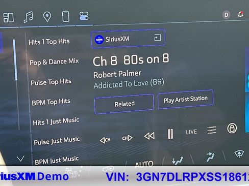 Used 2025 Chevrolet Equinox EV LT w/ Convenience Package image 52