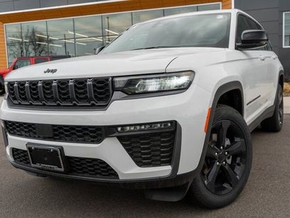 New 2026 Jeep Grand Cherokee Limited w/ Limited Altitude Package