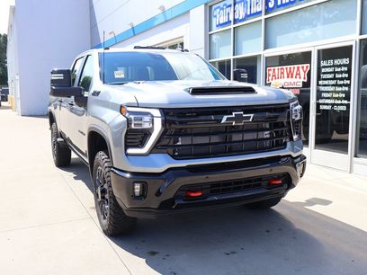 New 2026 Chevrolet Silverado 3500 LT w/ Trail Boss Package