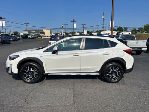 Used 2023 Subaru Crosstrek Hybrid AWD/4WD image 4