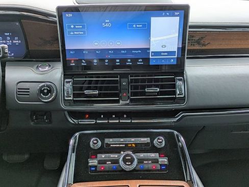 Used 2024 Lincoln Navigator L Black Label image 12