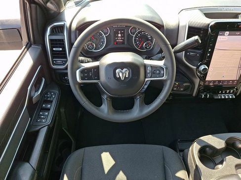 Used 2025 RAM 2500 Big Horn AWD/4WD image 13