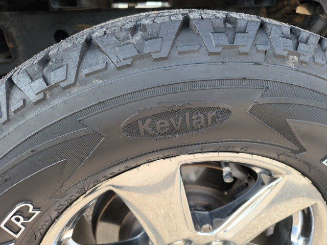 Used 2020 Ford F150 XLT w/ Equipment Group 302A Luxury AWD/4WD image 9