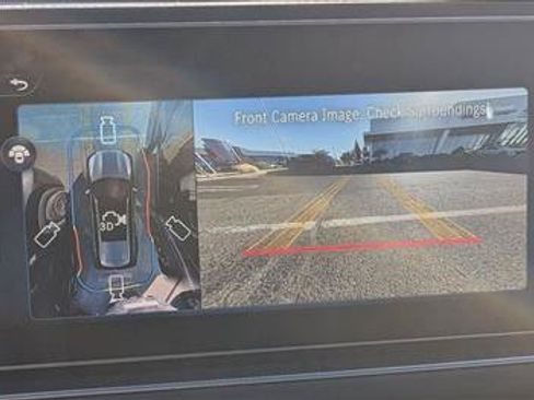 Used 2025 Mercedes-Benz GLS 580 4MATIC image 22