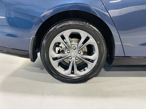 New 2025 Honda Accord EX-L image 11