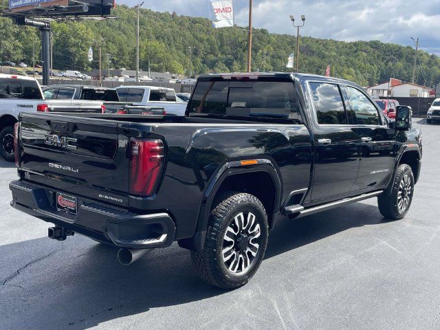 Used 2026 GMC Sierra 2500 Denali Ultimate AWD/4WD image 4