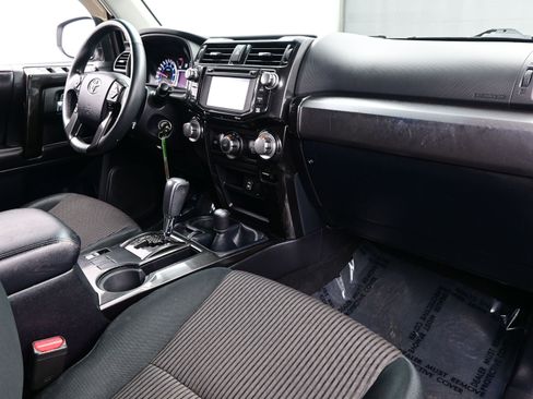 Used 2015 Toyota 4Runner Trail image 15