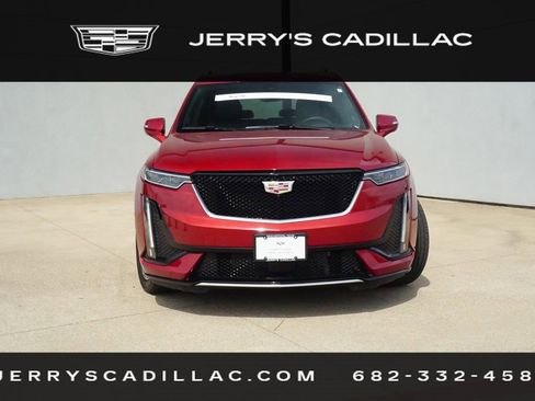 Certified 2025 Cadillac XT6 Sport w/ Platinum Package image 2