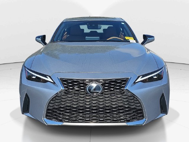 Used 2024 Lexus IS 300 w/ Comfort Package RWD image 8
