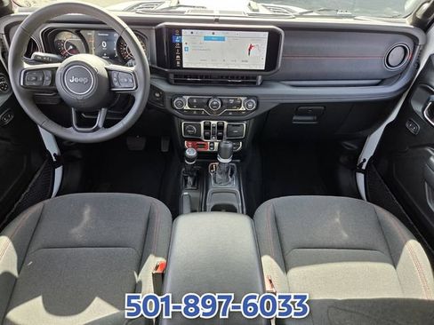 Used 2026 Jeep Wrangler Unlimited Rubicon AWD/4WD image 12