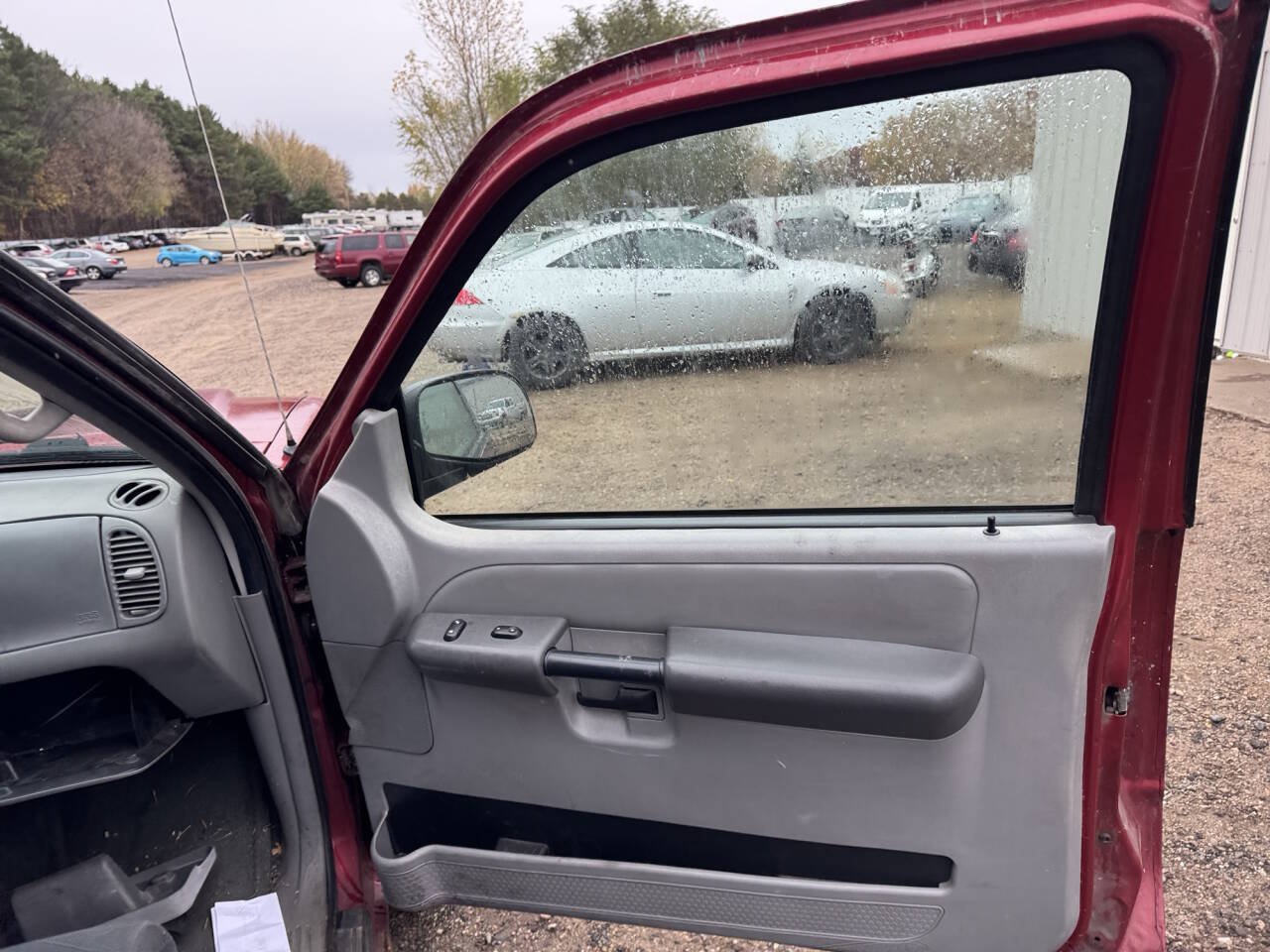 Used 2003 Ford Explorer Sport XLS AWD/4WD image 27