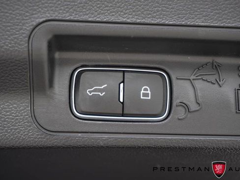 Used 2023 Ford Explorer XLT w/ Equipment Group 202A AWD/4WD image 41