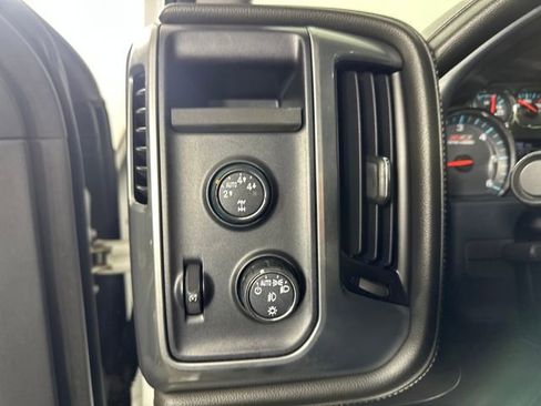 Used 2015 Chevrolet Silverado 1500 LTZ Z71 w/ LTZ Plus Package image 19