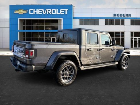 Used 2020 Jeep Gladiator Overland w/ Trailer Tow Package image 5