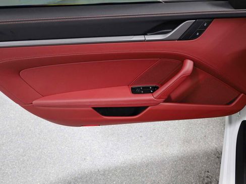 Certified 2024 Porsche 911 Targa 4S image 15