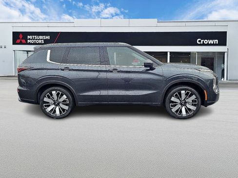 New 2026 Mitsubishi Outlander SEL AWD/4WD image 3