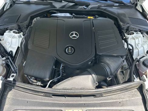 Certified 2022 Mercedes-Benz C 300 4MATIC Sedan image 10