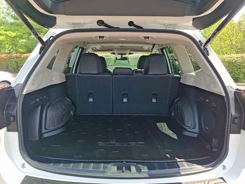 Certified 2023 Subaru Forester Limited AWD/4WD image 31
