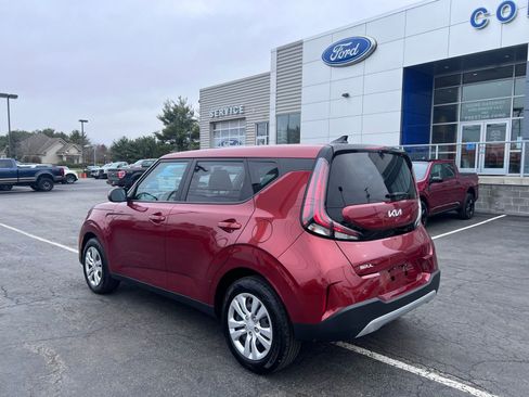 Used 2023 Kia Soul LX FWD image 5