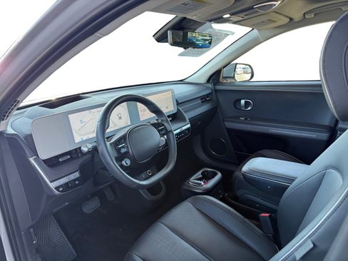 Used 2024 Hyundai Ioniq 5 Limited image 11