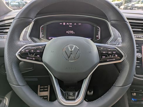 Used 2022 Volkswagen Tiguan SEL R-Line AWD/4WD image 23